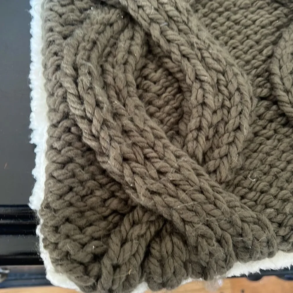 Pottery Barn Cable Knit Pillow Cover